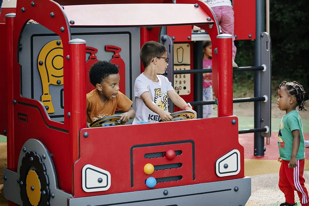 NUEVOS juegos modulares temáticos: CIUDAD KOMPAN 3 KOMPAN 240931 TOULOUSE PCM52121 a